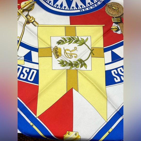 Hermes Vintage Carre 90 Silk Scarf”SEXTANTS”by Loic Dubigeon - Picture 10 of 16